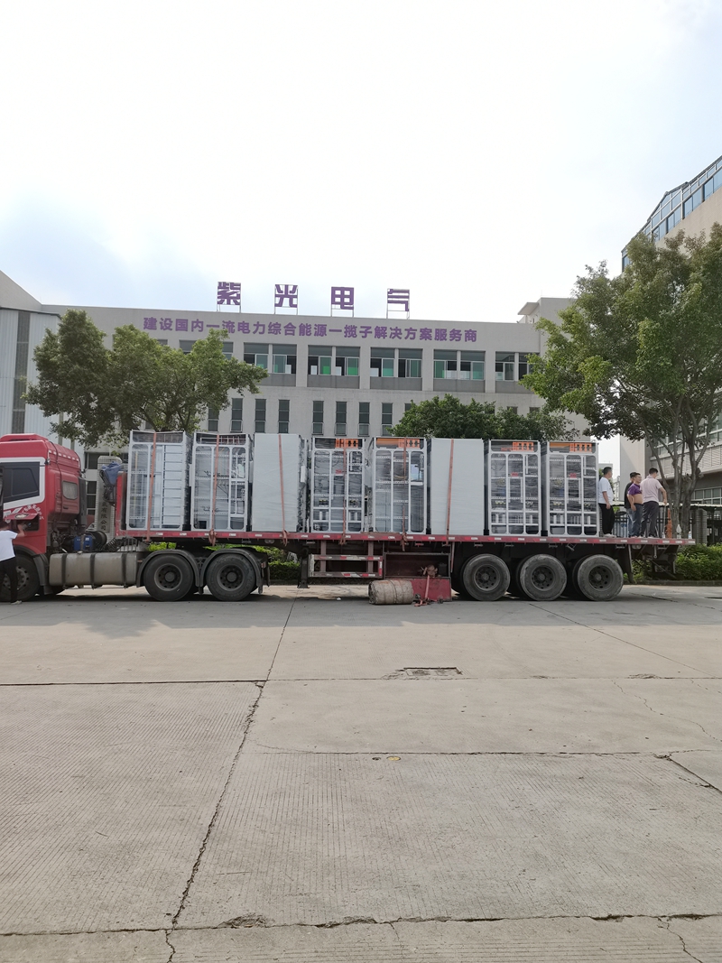 恭喜廣東菲鵬生物高低壓配電工程設(shè)備準時進場1