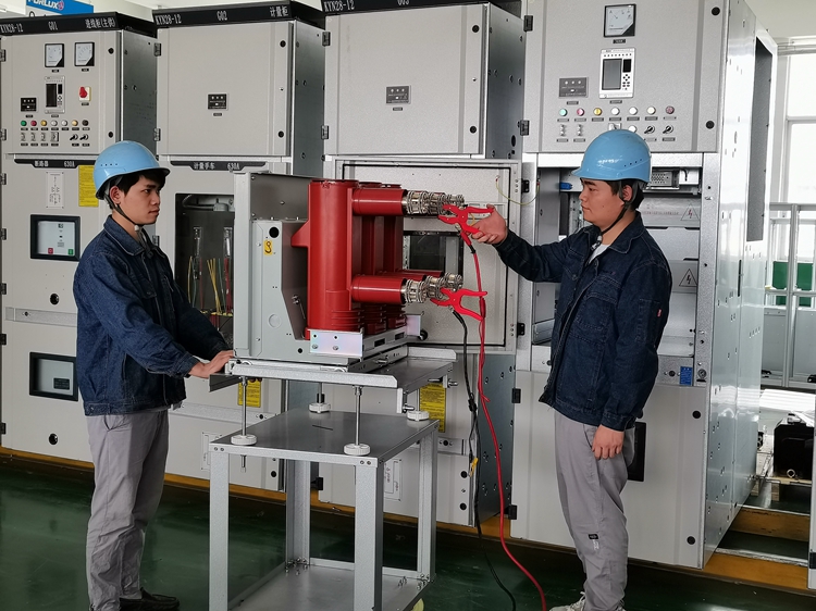 變配電系統(tǒng)一次設(shè)備的重要性